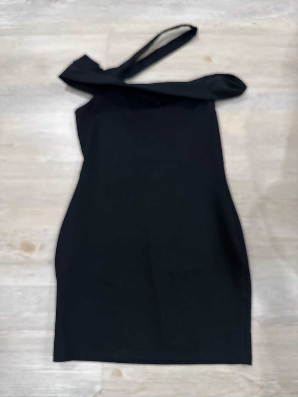 superdown Black One-Shoulder Bodycon Dress - Picture 2 of 6